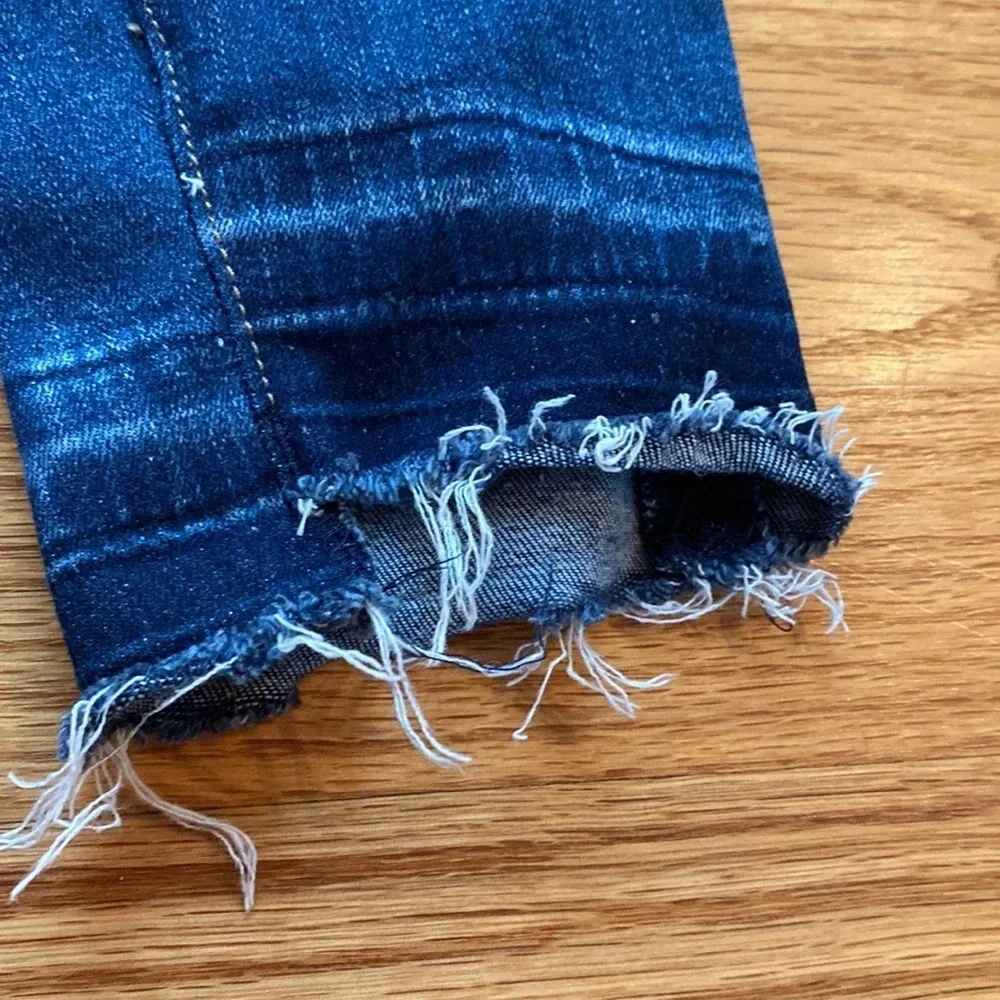 DL1961 Chloe Denim Jeans Preston Wash Raw Distressed Released Hem‎ Like New 10
